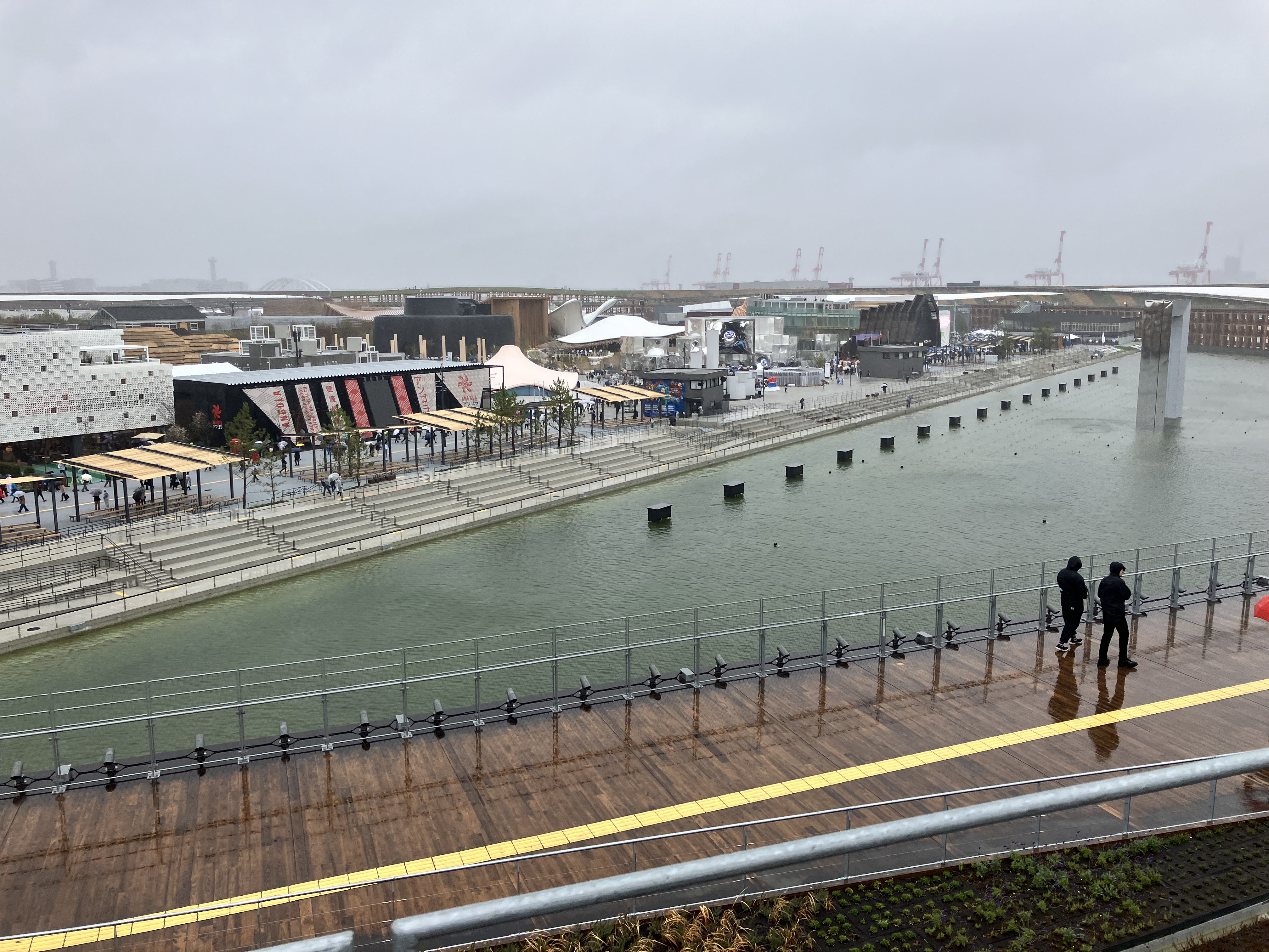 屋根の上は&hellip;？